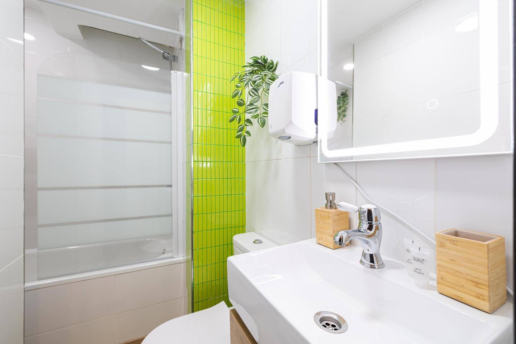 Holidays2Malaga Los Guindos 500 Mts From Beach And Promenade 외부 사진